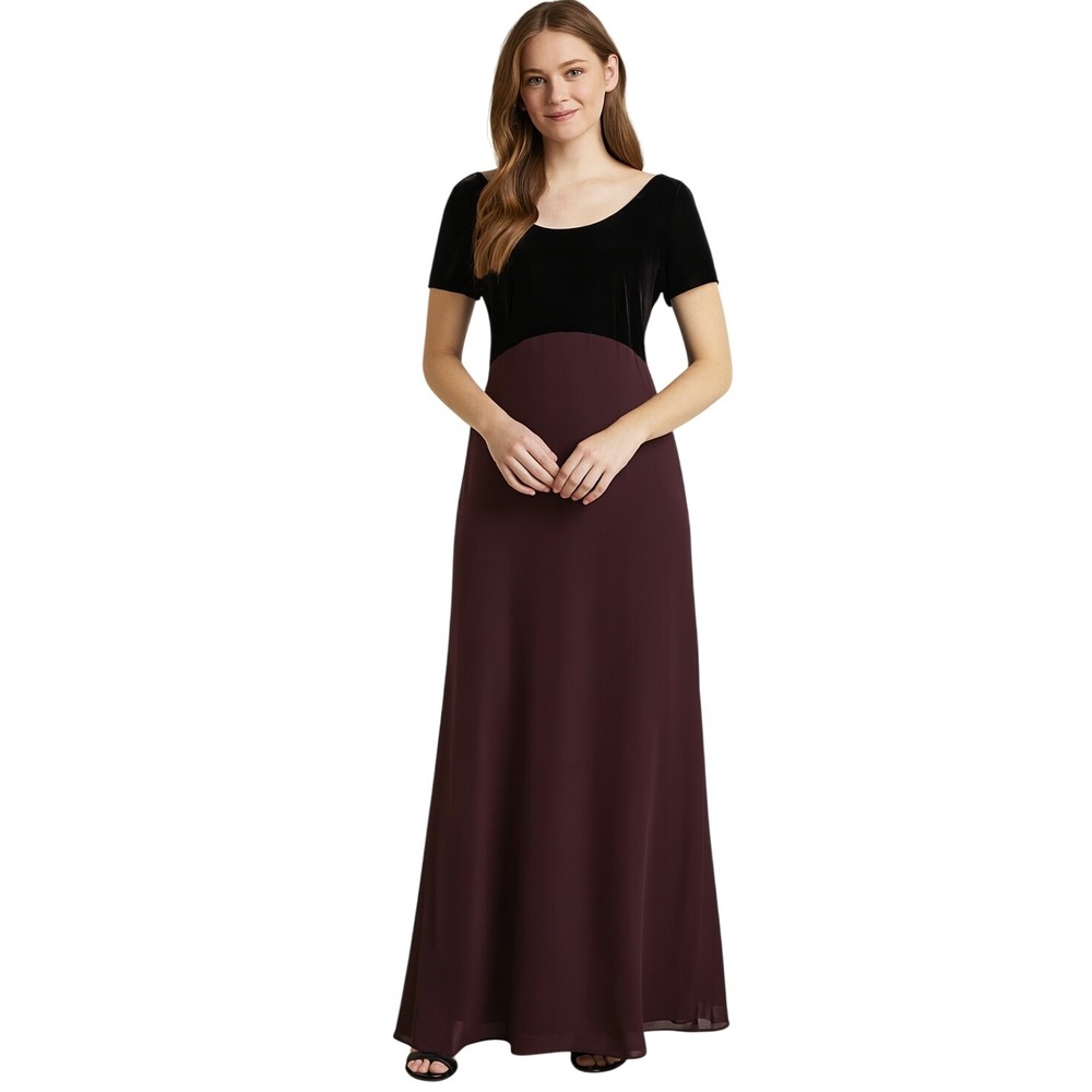 VTG Michelangelo Gown 8 Dress Purple Maxi Velvet Scoop Neck Rose Accents Formal